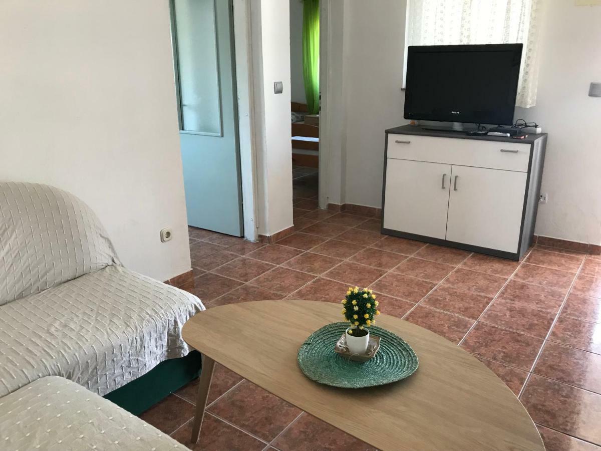 Apartmani Darija Вир Екстериор снимка
